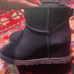Uggs short black boots size 7.5